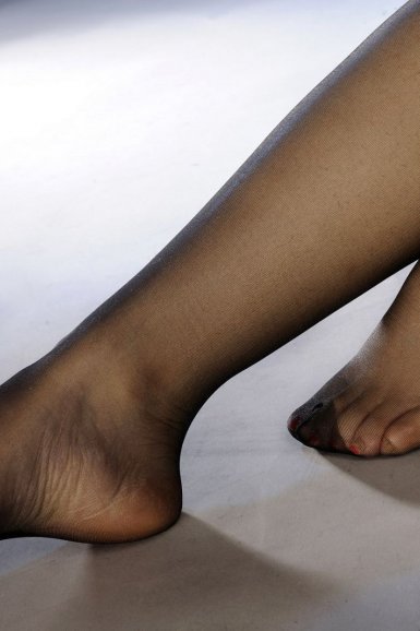 女子喝“补汤”后腰腿剧痛,竟是染上传染病!撸串、涮火锅都要小心-利雅得赛事(图2) DOTA2大师赛官网